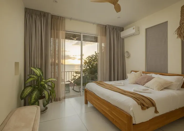 Villa Vista, 5Br Beach Front Seaview Haven, Steps To Sand