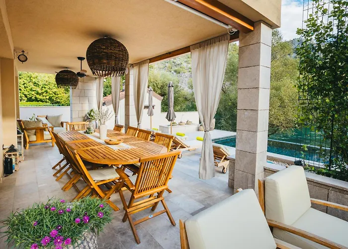 Villa Teja