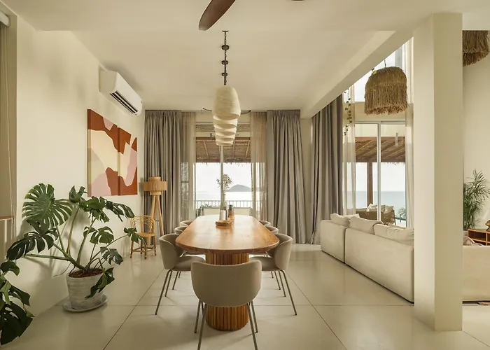 Villa Vista, 5Br Beach Front Seaview Haven, Steps To Sand