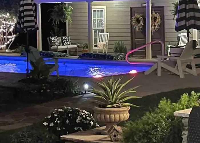 Modern Saltwater Oasis Private Pool Garden