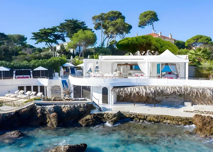 Villa Pieds Dans L'Eau Au Cap D'Antibes