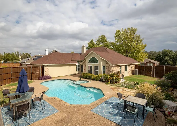 Pool - Pool Table - Board Games - Butterfly Garden