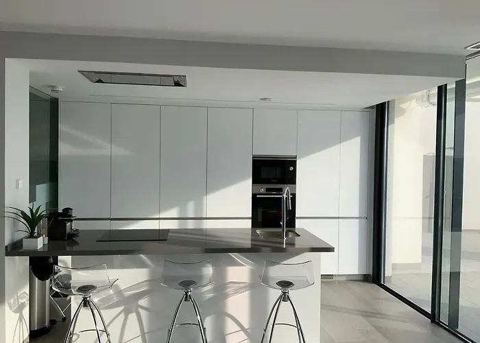 Modern Villa With See View