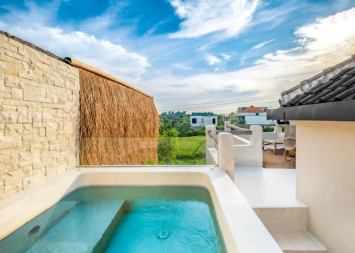 Pool Villa With Rooftop Jacuzzi, Canggu By Nusa Havens