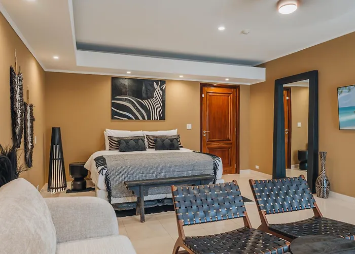 Luxury Villa|2 Min Eagle Beach| Hottub| Pool| Gym