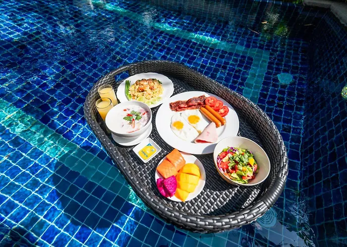 Pattaya Private 4-Bedrooms, 5-Bathrooms Pool Villa