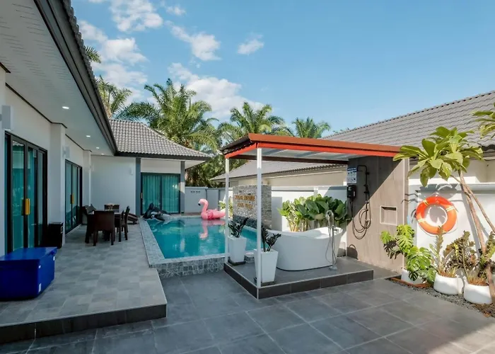 วิลล่าใน Ao Nang Yoona Luxury Pool Villa