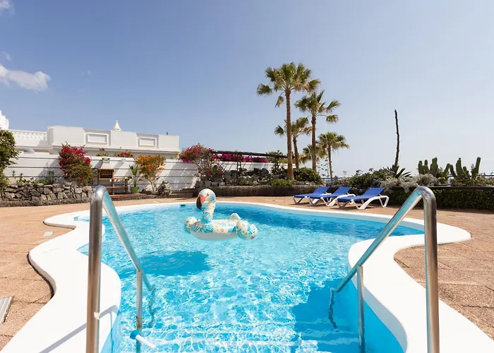 Villa Atlantis - Luxury Oceanfront Villa - Next To The Beach