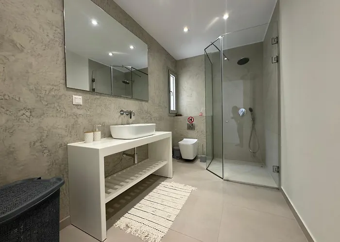 Sea View Luxury Villa Valora on Kassiopi Beach