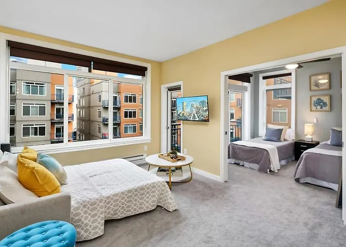 Amazing Courtyard View Dt Parking Tub Pool 99 Ws