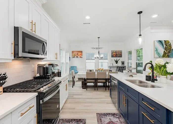 Luxury Property With Swim Spa, Game Room, Fitness Center