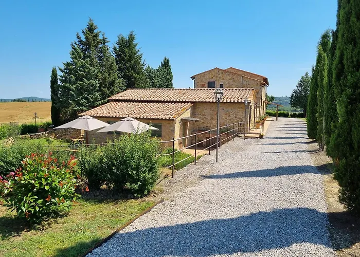 Villa Campriano by VacaVilla