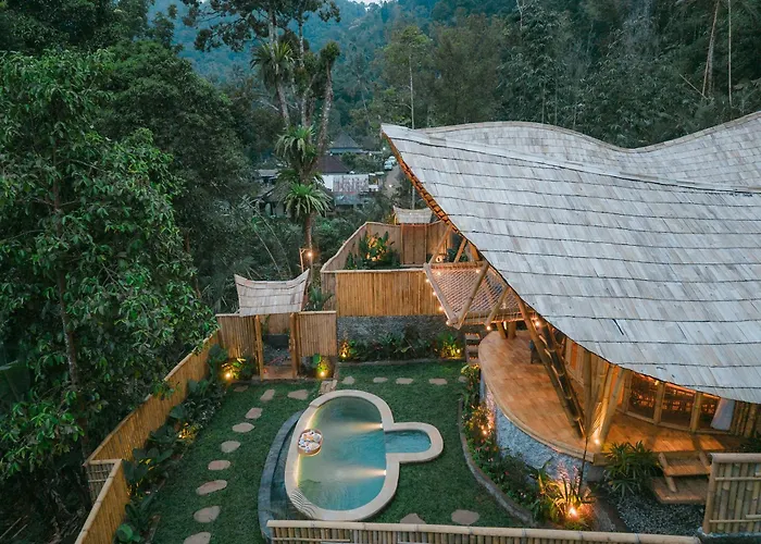 Sunrise Hill Bamboo House-Private Jungle Villa