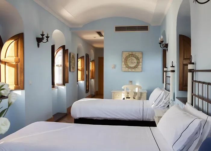 TUGASA Hotel Arco de la Villa