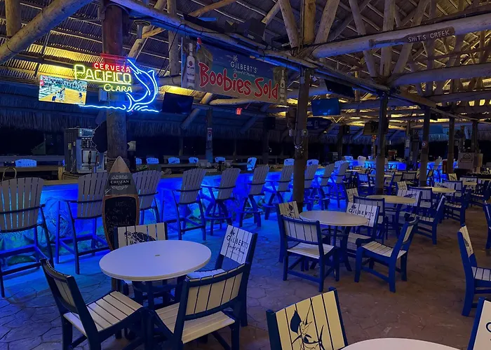 Luxury hotel only: Gilbert'S Resort & Marina