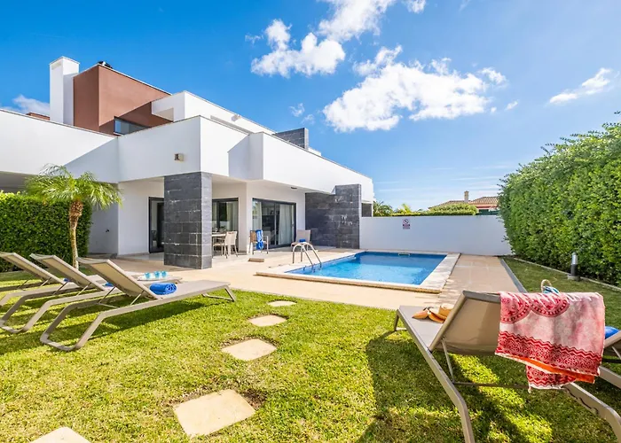 Villas Novochoro - Large Garden- Heatable Pool By Dreamvillasalbufeira