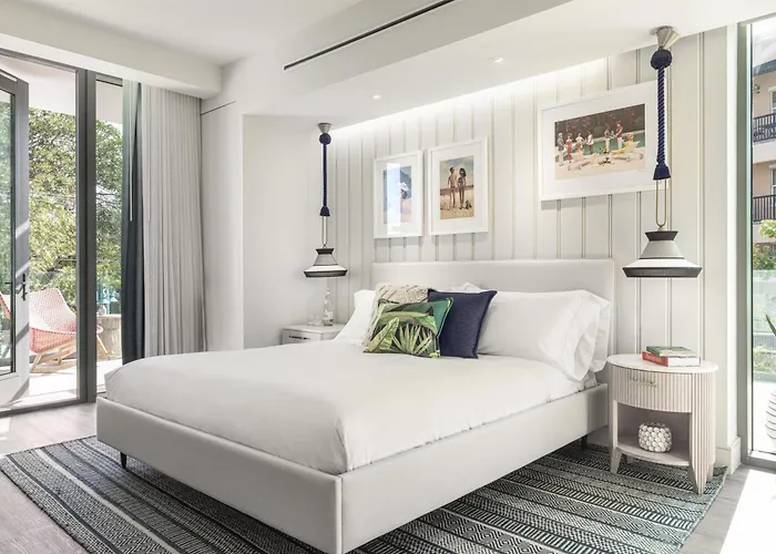 The Ray Hotel Delray Beach, Curio Collection By Hilton