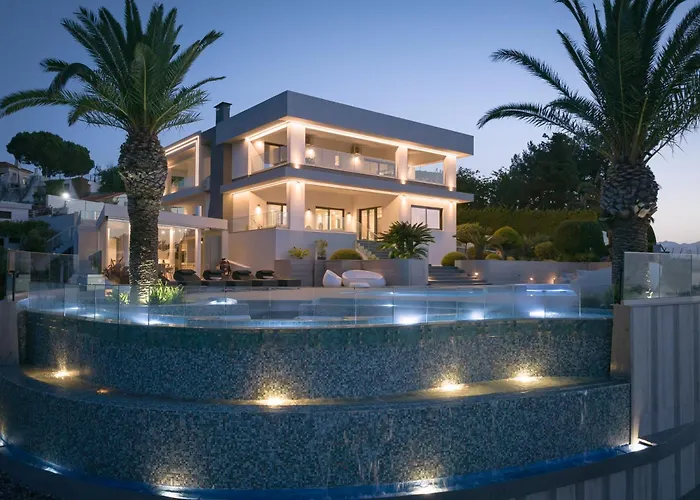 Villa Kalliston - 4000M2 Of Elevated Living