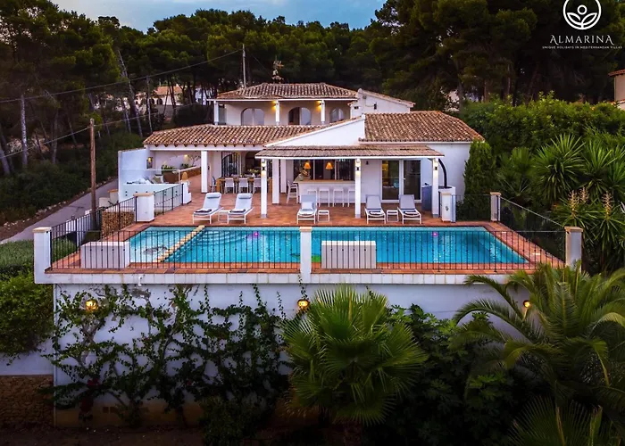 Romero - Managed By Almarina Villas