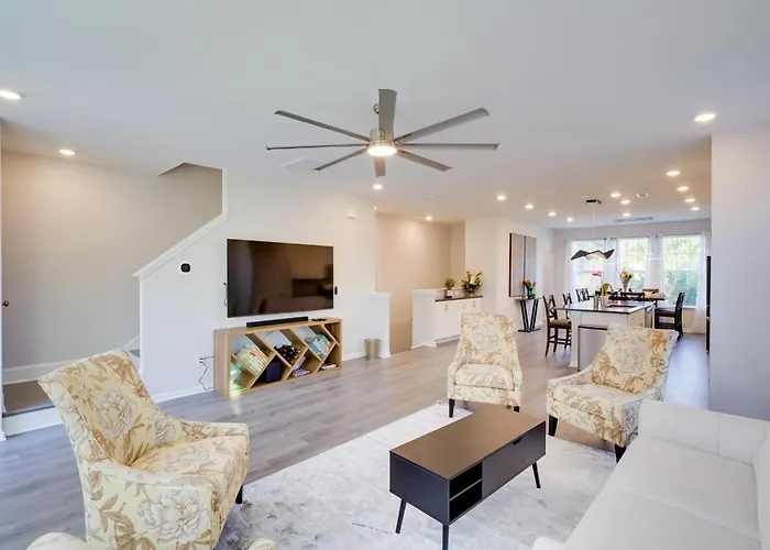 Durham Vacation Rental W/ Community Pools!