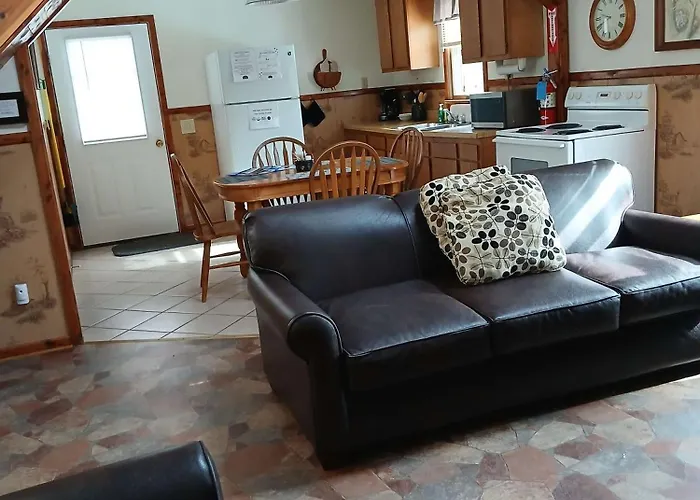Deluxe Cabin #8 With Jacuzzi On Patoka Lake In Southern Indiana