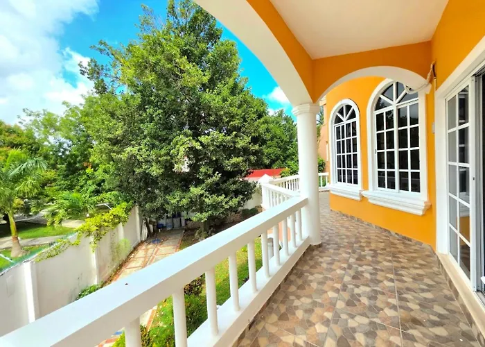 Villa Las Flores Country House