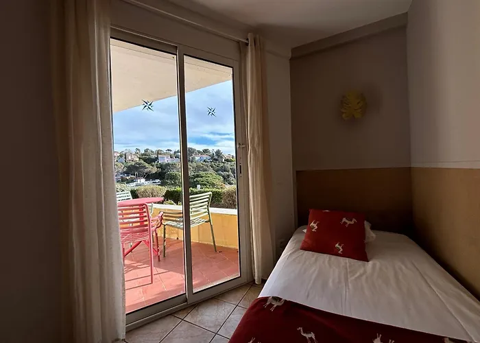 "Cap Riviera" Hotel & Restaurant Saint Aygulf