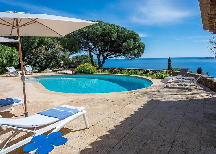 Villa Vue Mer Exceptionnelle Golfe De Saint -Tropez Piscine 6Ch 6 Sdb 12 Personnes
