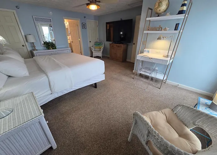 North Shore Inn Tc 304