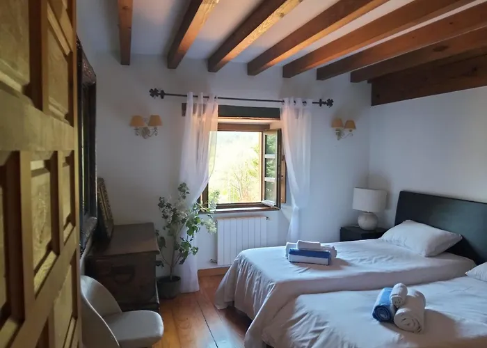 Casona Los Fresnos, con piscina