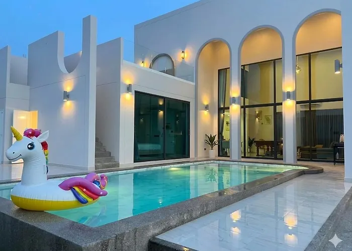 Nacha Pool Villa Cha-Am