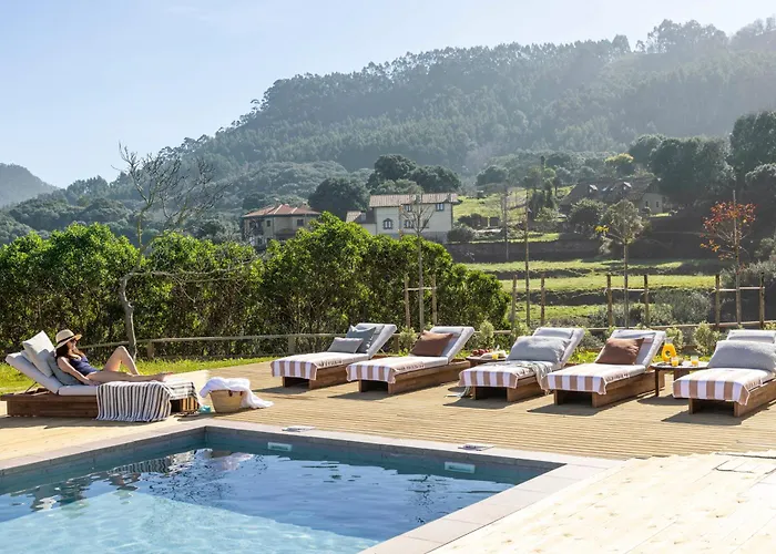 Wishome - Impresionante villa con piscina sobre un acantilado