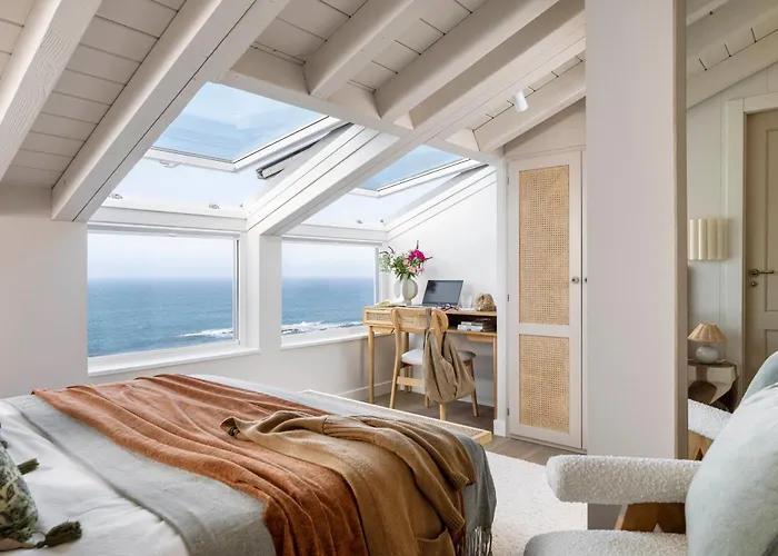 Wishome - Impresionante villa con piscina sobre un acantilado