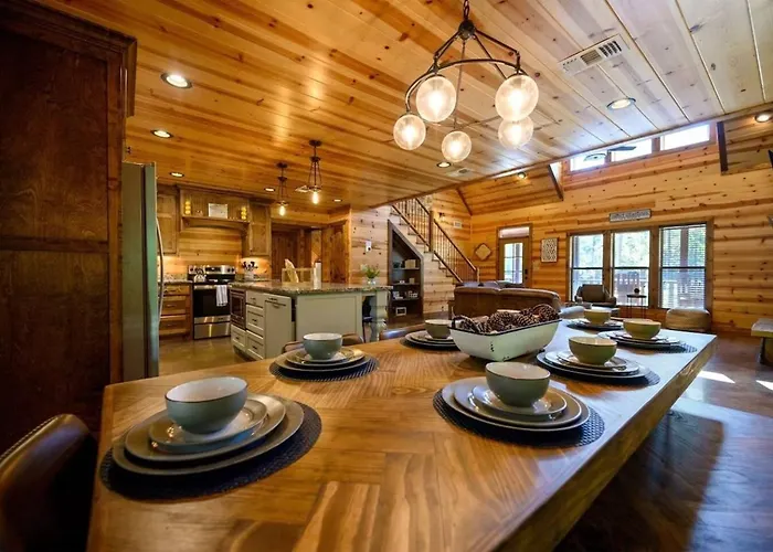 Big Pine Gathering - Heated Pool - Pickleball - Sleeps 16
