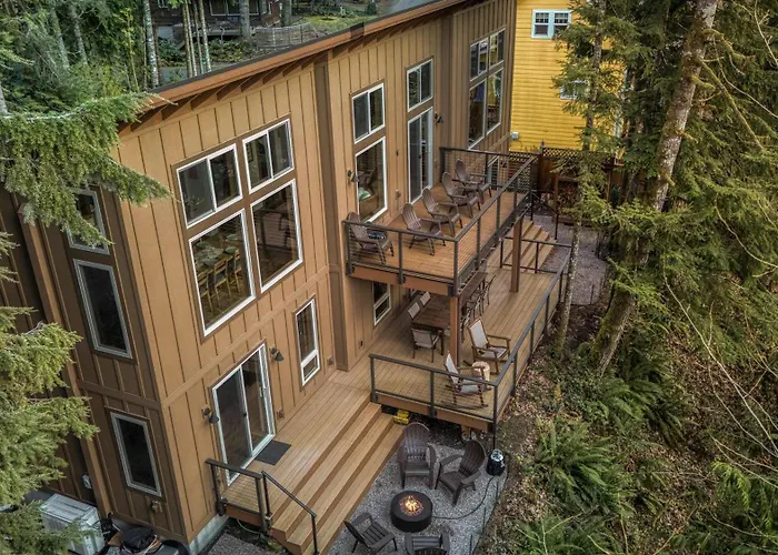 Roaring River Lodge Riverfront Fire Pit Ev Plug