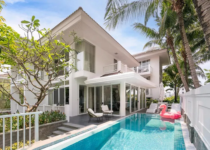 Exclusive 4-Bdr Pool Villas On My Khe Beach - Premier Resort