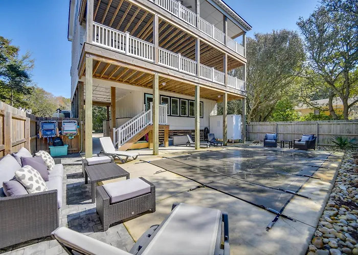 Luxe Family Home W/ Seasonal Pool In Duck!