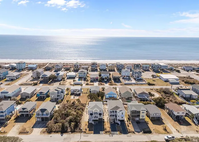 Oak Island Escape With Pool And Steps To Beach