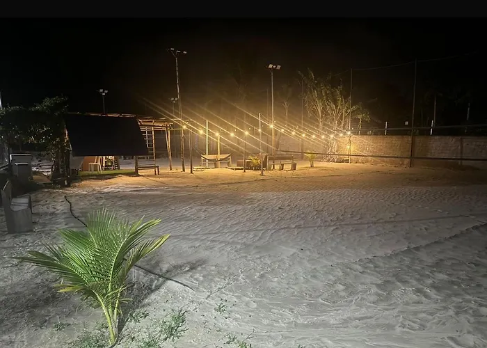 Chácara Clube Raposa, piscina, sauna, 6 qts, esportes areia, campo gramado