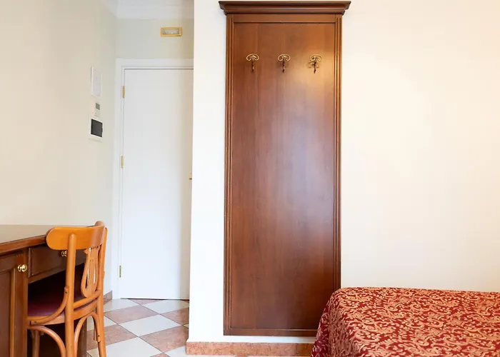 Hotel 3 stelle: Hotel Romantica