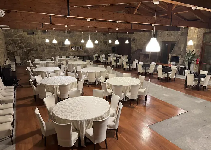 Hotel com jacuzzi: Hotel Rural Alves - Braga - Casa Alves De Torneiros