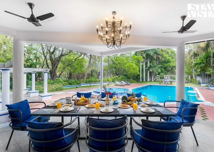 Stayvista At Ananta - Breakfast Included & Basketball Court