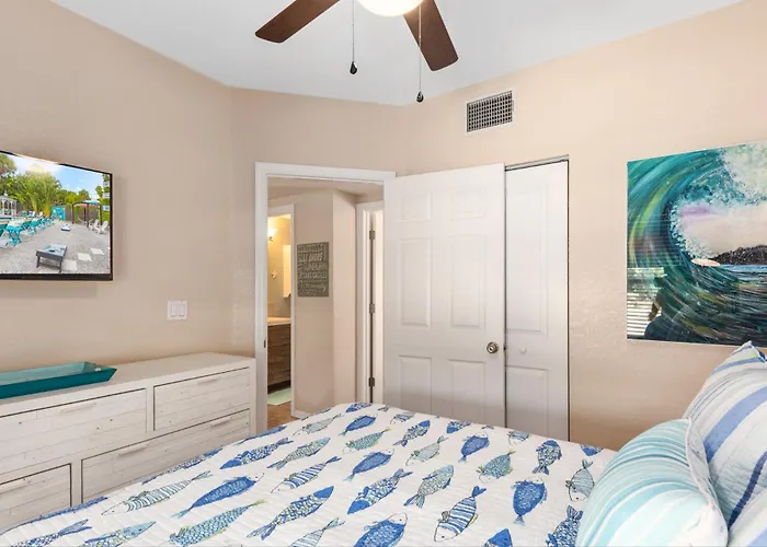 Pet Friendly hotel: The Ringling Beach House
