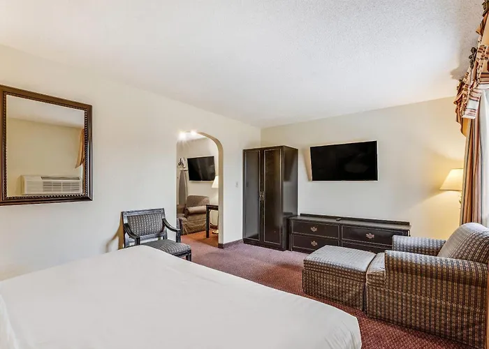 Econo Lodge Whitehall Near Michigan'S Adventure