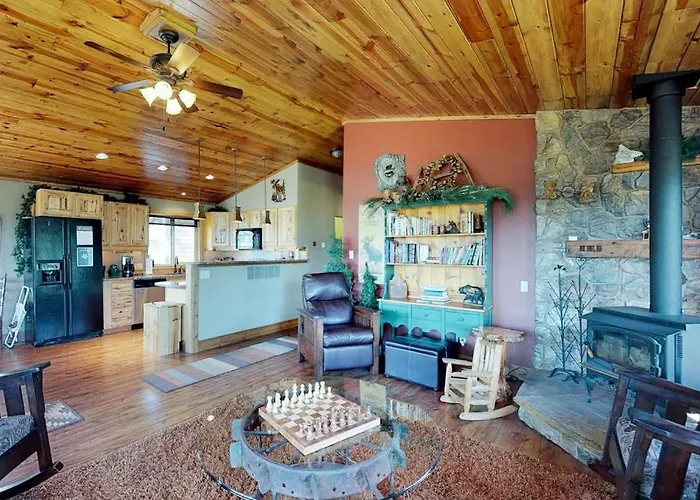 Camas Family Cabin