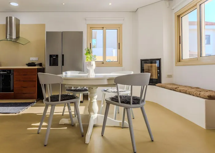 Nireas Villa