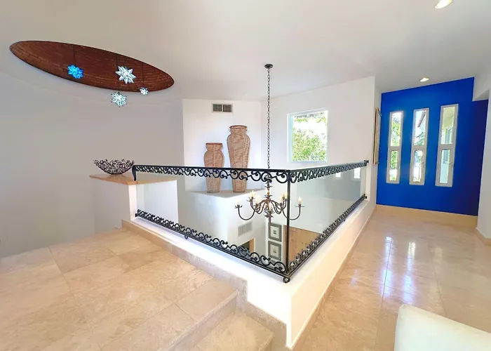Casa Struthers, Luxury Villa, Beach Access