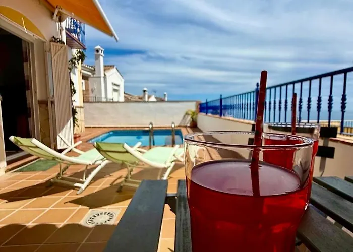 Appartement In Nerja With Private Pool And Sea View