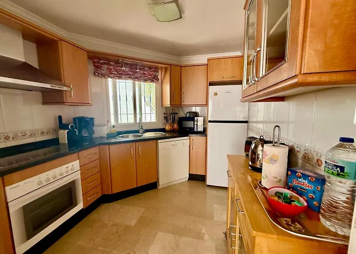 Appartement In Nerja With Private Pool And Sea View
