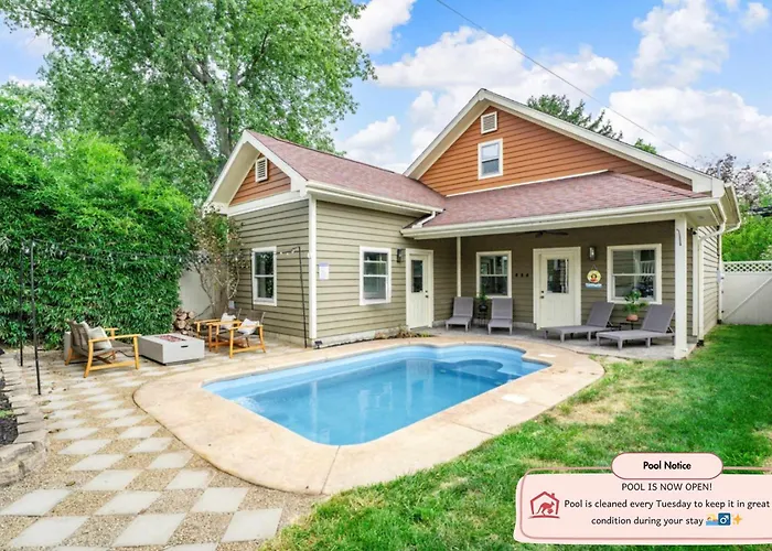 The Paper Plane Pool - Sauna - Poker Room - Sleeps 8